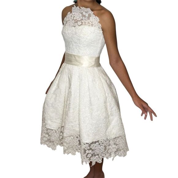 Legends by Romona Keveza 100% Silk Lace Overlay Strapless Wedding Gown Short Kne